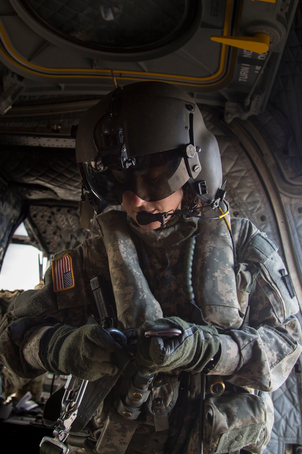 Connecticut National Guard Chinook conducts Hurricane Irma relief mission