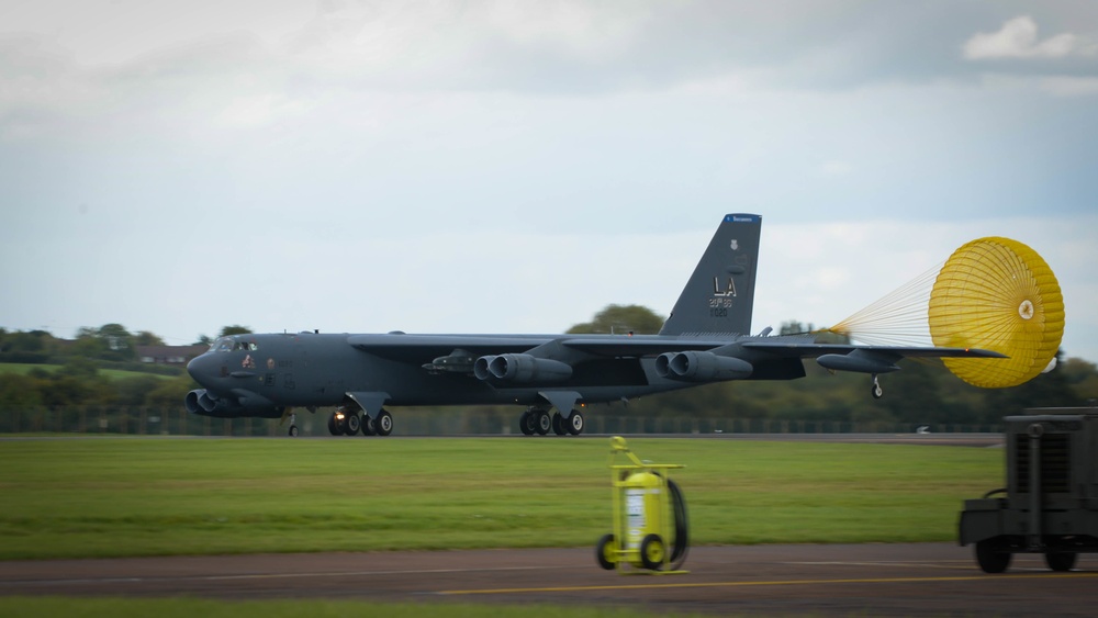 Air Force B-52 Stratofortress aircraft arrives in the U.K.