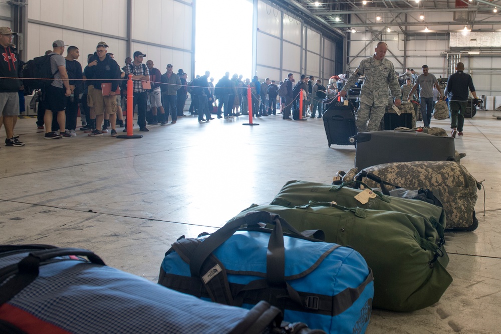 2nd Bomb Wing Arrival to RAF Fairford, UK