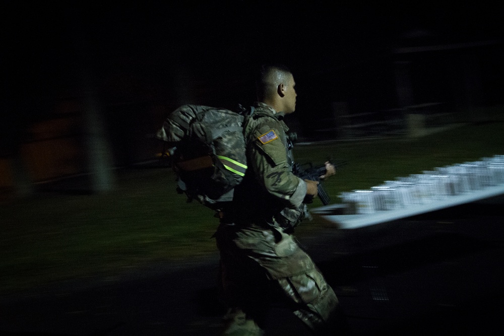 Air Assault Class 307-17 Six Mile Road March