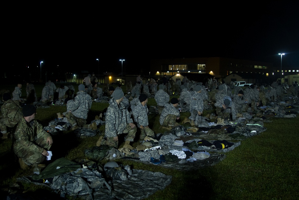 Air Assault Students bag drop