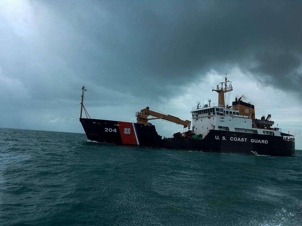 Coast Guard buoy tenders fix critical ATON discrepancies, provide hurricane relief in Florida Keys