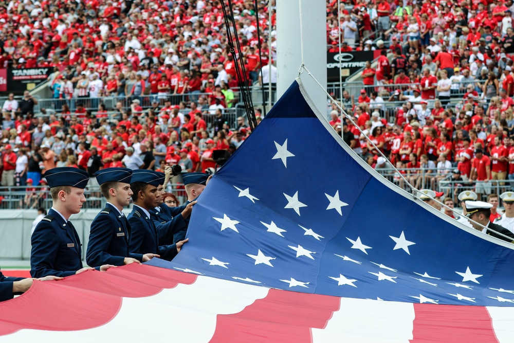 Ohio National Guard members provide support to Ohio State-Army game