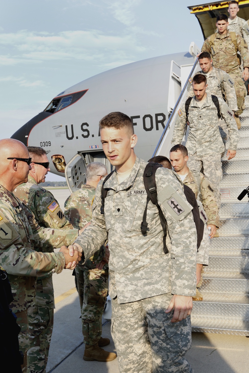 Red Arrow Soldiers return from providing Hurricane Irma relief in Florida