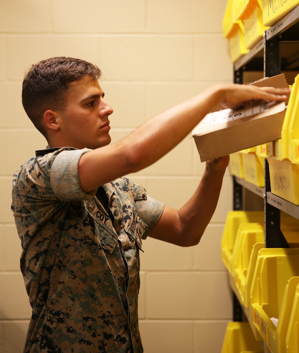 Marine keeps MASS-1 cool
