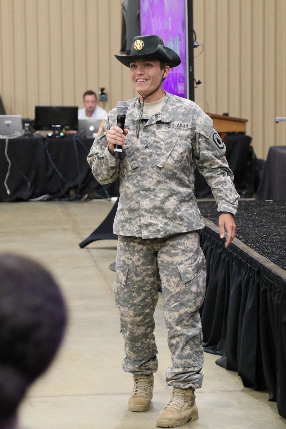 Female DS team up with "Girls Who Rule the World"