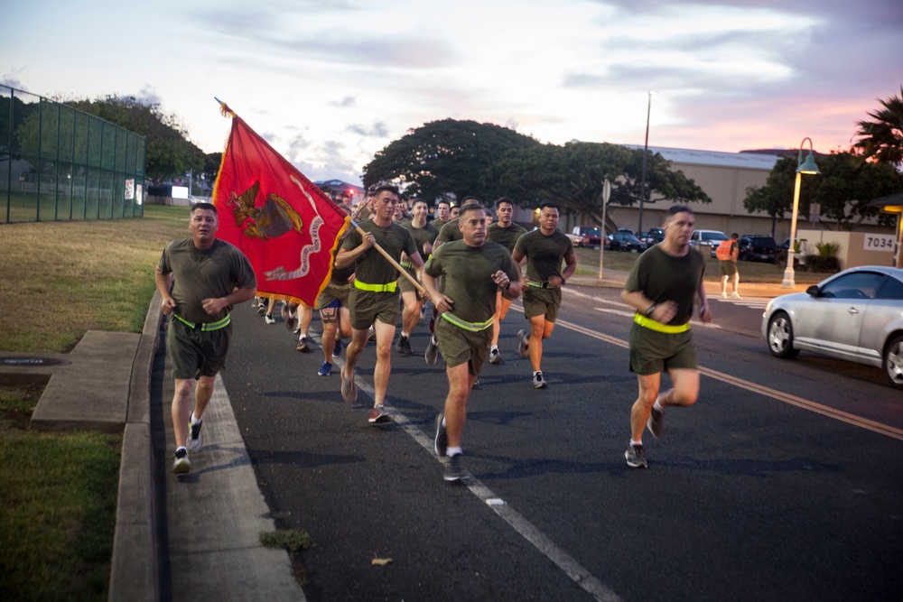 Run for Fun: MCBH Commanding Officer and Sergeant Major lead a morning run