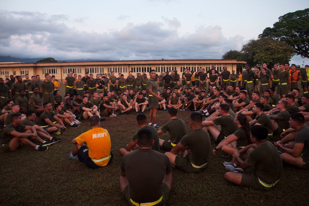 Run for Fun: MCBH Commanding Officer and Sergeant Major lead a morning run