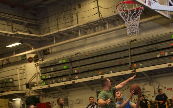 Sailors and Marines on USS iwo Jima (LHD 7) Play 3-on-3 Basketball