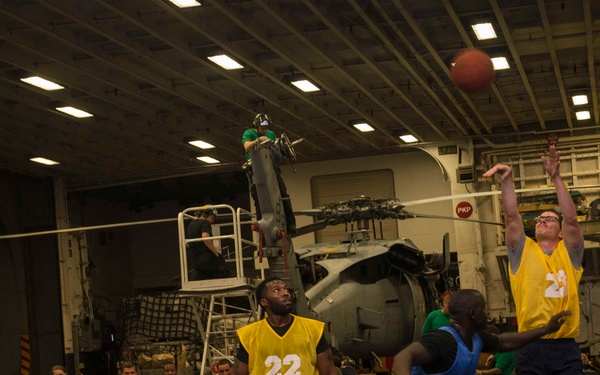 Sailors and Marines on USS iwo Jima (LHD 7) Play 3-on-3 Basketball