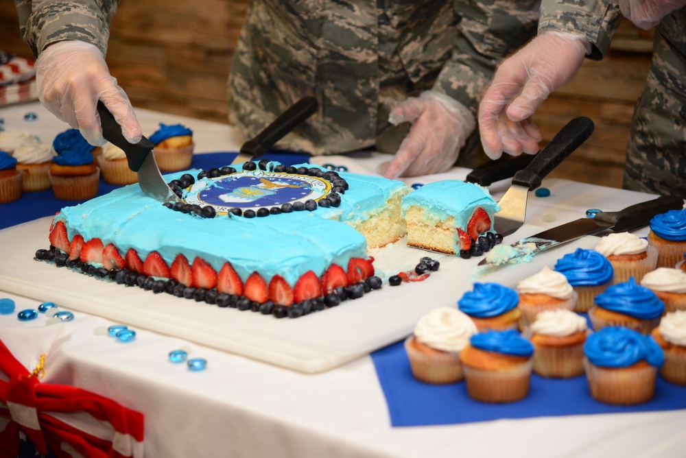 Air Force 70th Anniversary Meal