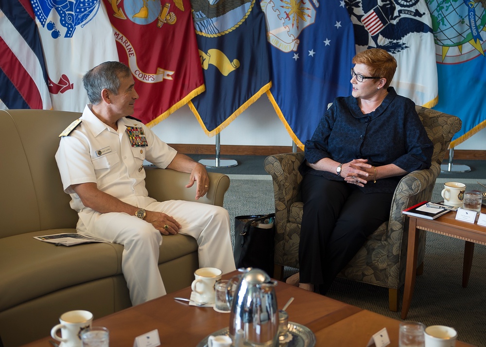 Australian Minister of Defense visits US Pacific Command