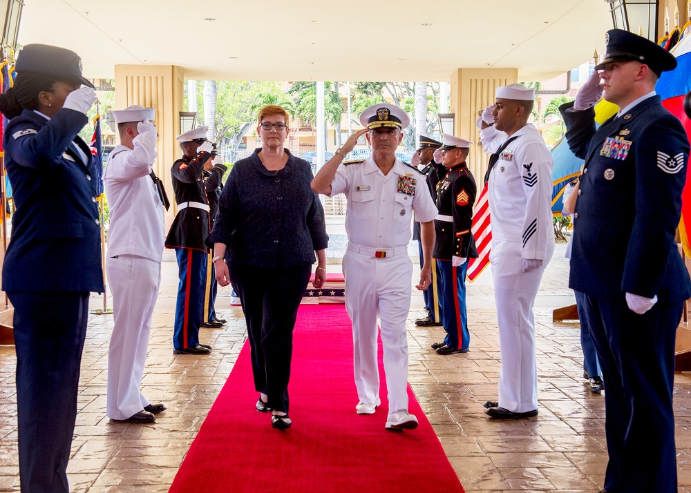 Australian Minister of Defense visits US Pacific Command