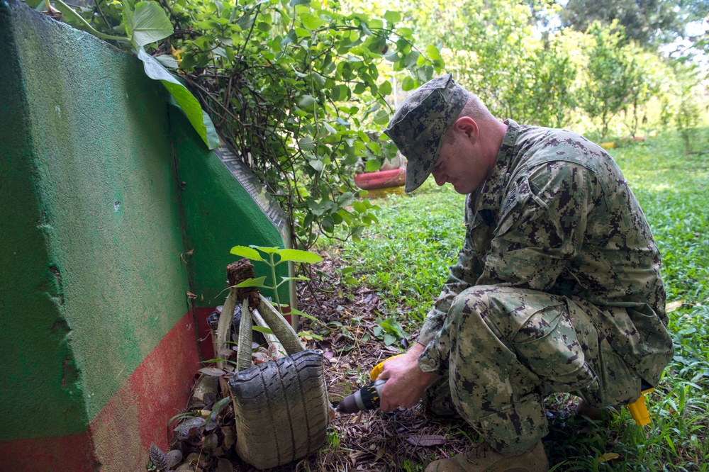 SPS 17 Medical Professionals Practice Insect Control at Guatemalan Nursing Home
