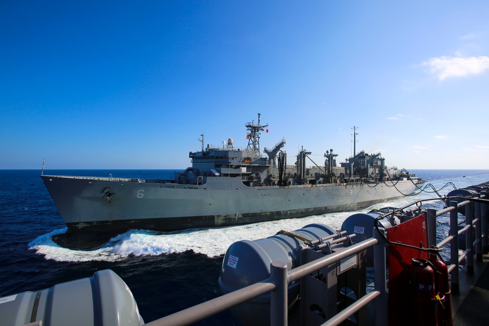 USS Iwo Jima replenishment at sea