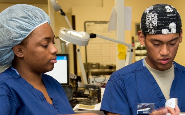 Brig Gen (Dr.) Robert Miller Visits DGMC, Sept 12-13, 2017