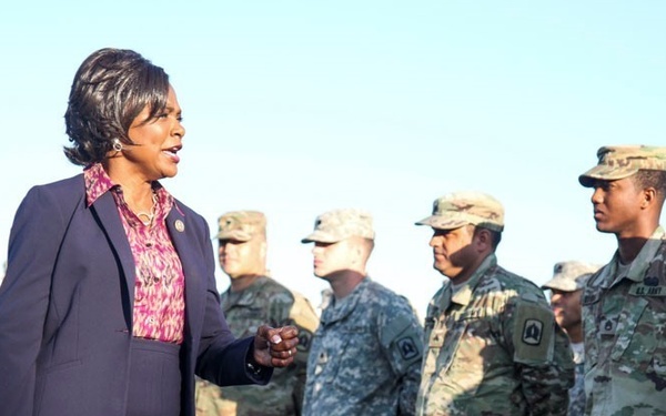 HHB 164th ADA is Visited by Congresswoman Val Demings