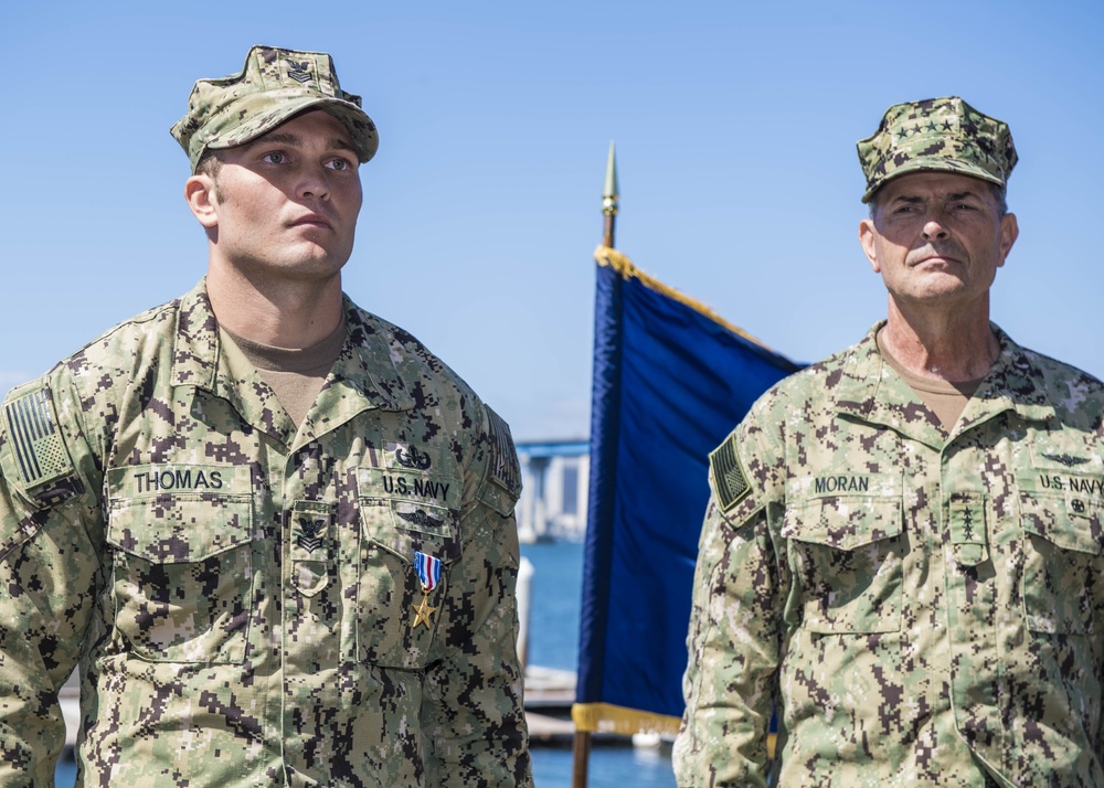 EODMU 3 Sailor Receives Silver Star from VCNO