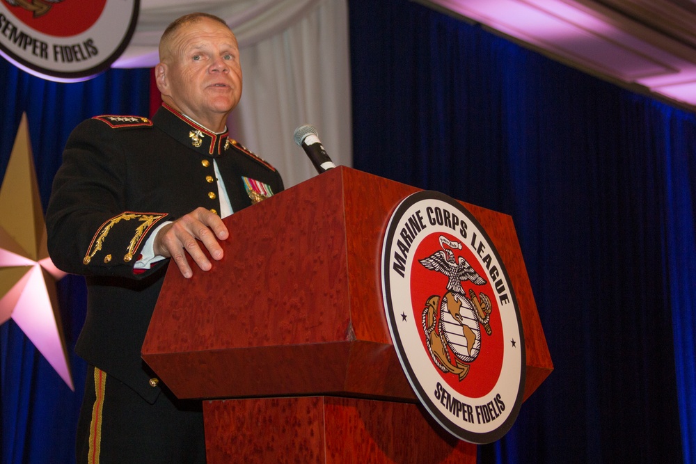 CMC Attends 37th Annual Modern Day Marine Grand Banquet