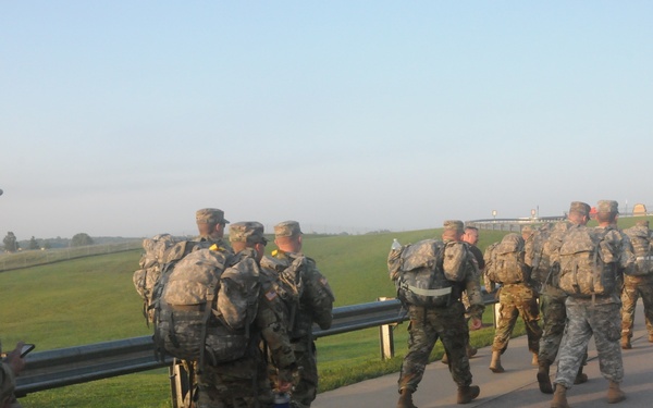 Guardsmen ruck for awareness