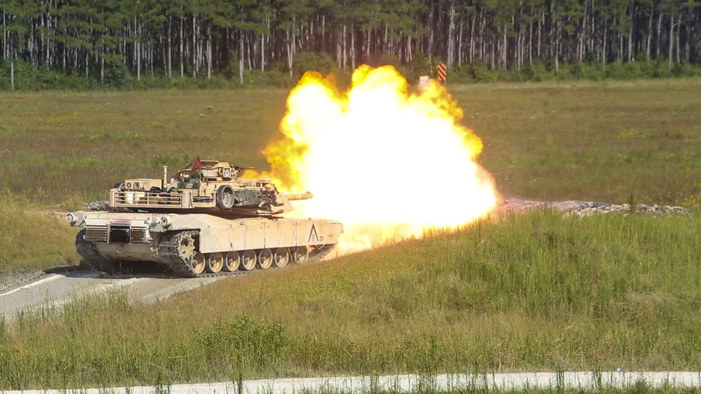 2nd Tank Battalion conducts gunnery range