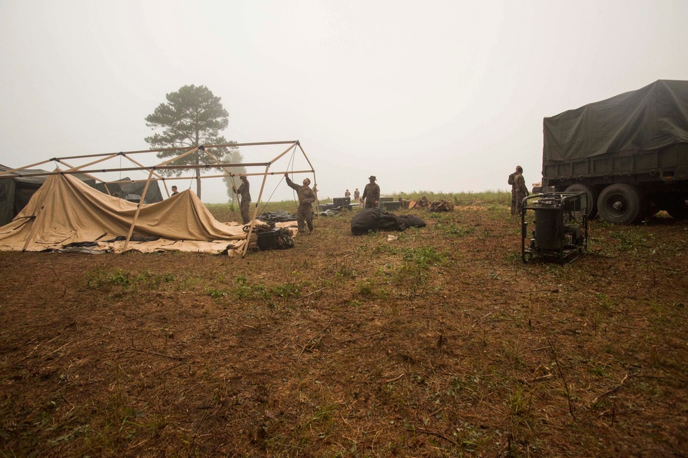 Marines with 2nd LAR conduct tactical displacement