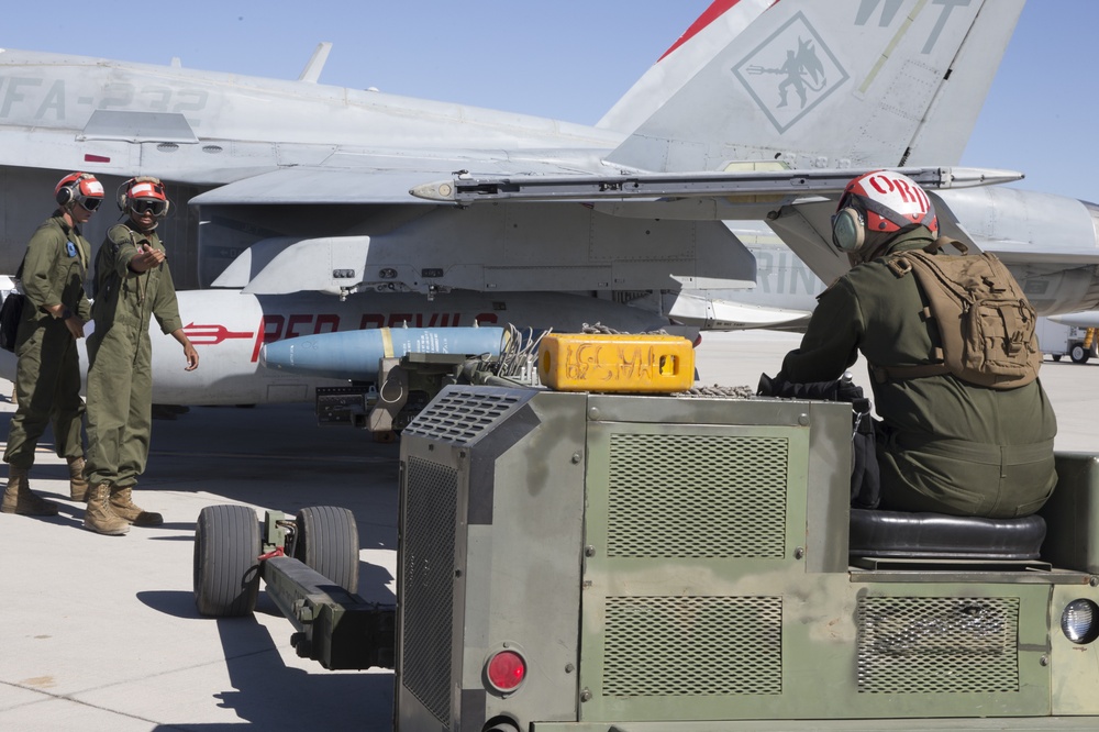 F/A-18 Hornet Hotload