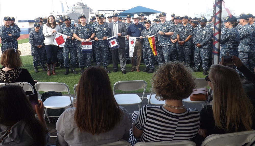 USS Fort Worth Holds Exchange of Command and Celebrates Five-Year Anniversary