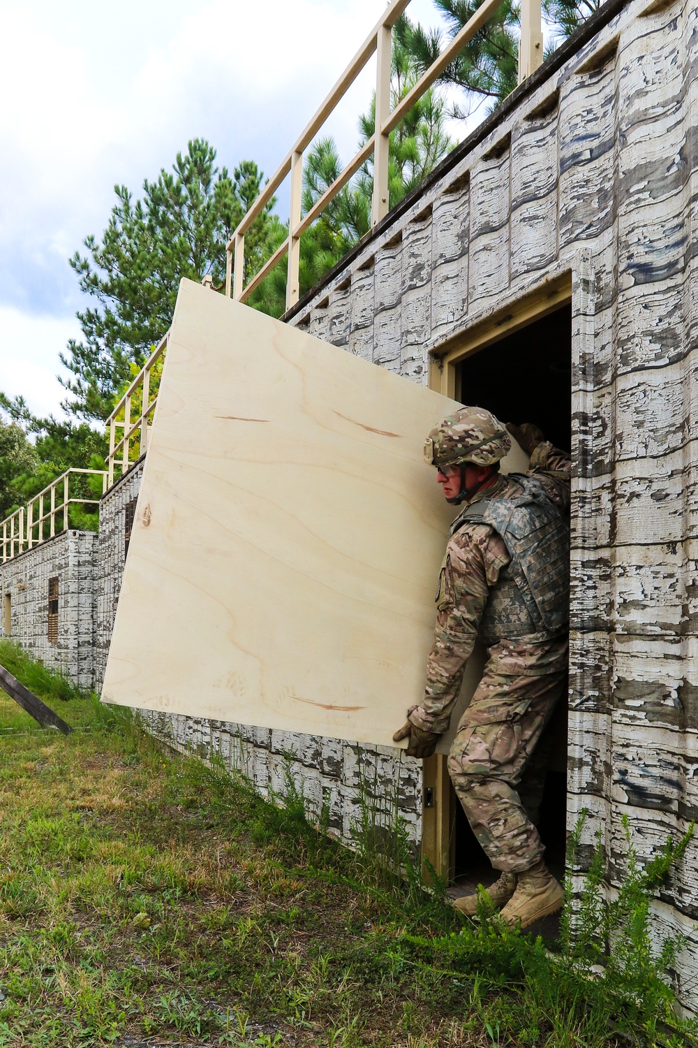 2017 Ordnance Crucible: EOD Team of the Year Competition