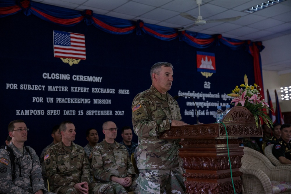 Col. Garshak addresses Royal Cambodian Armed Forces