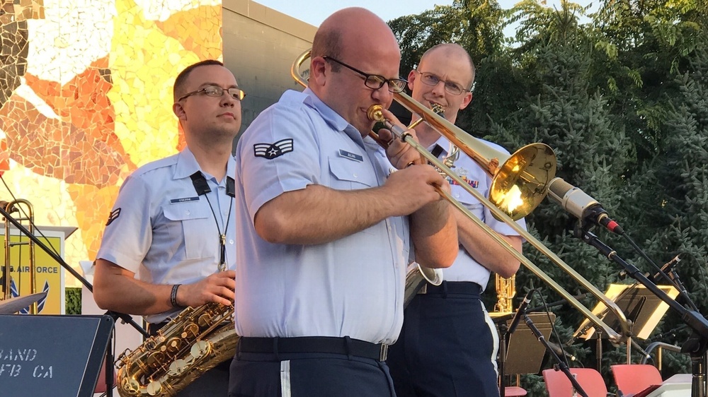The Commanders Jazz Ensemble Performs at Seattle Center