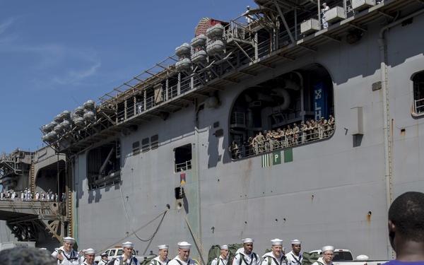 Bataan Amphibious Ready Group Homecoming