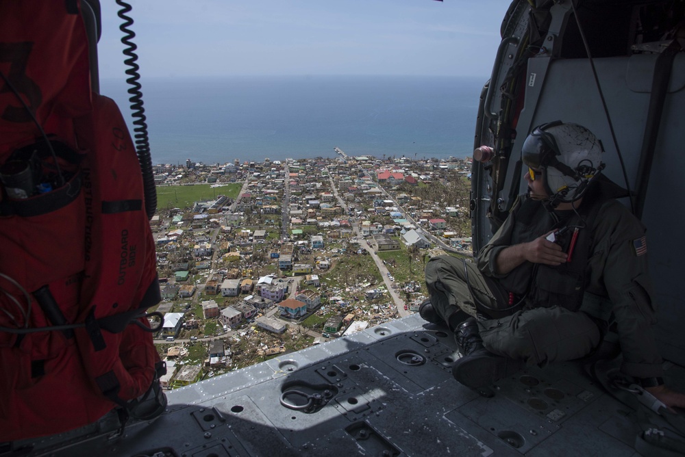 Navy evacuates U.S. citizens from Dominica following Hurricane Maria