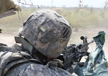 Finance Soldiers Train in Defense Operations