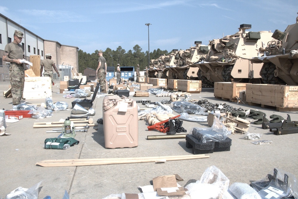 Spartan Logisticians Play Key Role in Transition to Armored Brigade