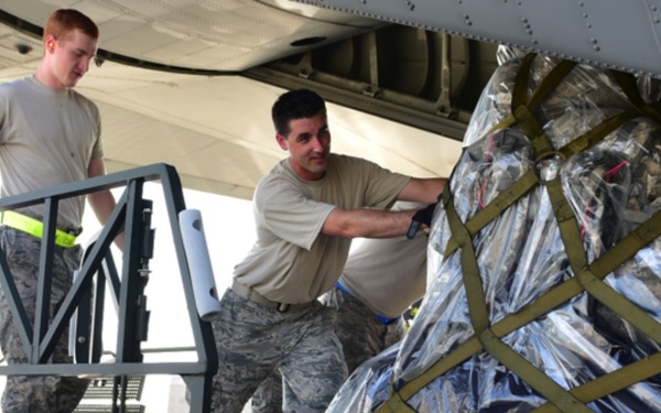 914th supports Guard hurricane relief mission