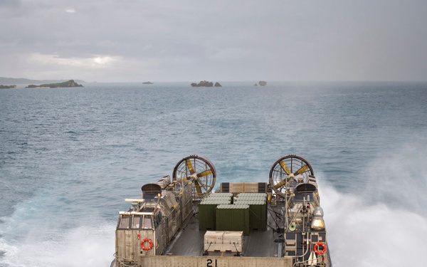 Sea and anchor detail aboard USS Bonhomme Richard (LHD 6)