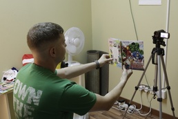 USO United Through Reading Program