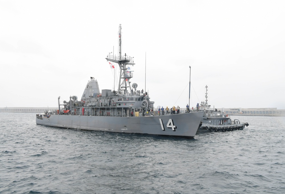 USS Chief (MCM-14) Visit to Jeju Island