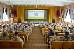 Ukrainian army leader visits Yavoriv Combat Training Center