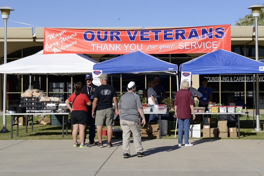 City of Glendale hosts event for veterans, military