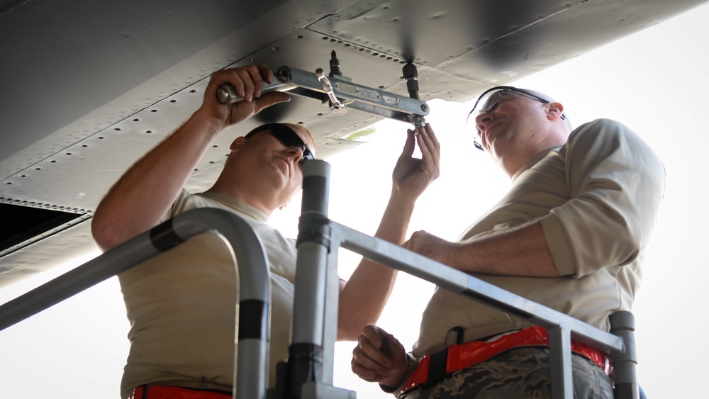 B-52 Stratofortresses arrive in Europe