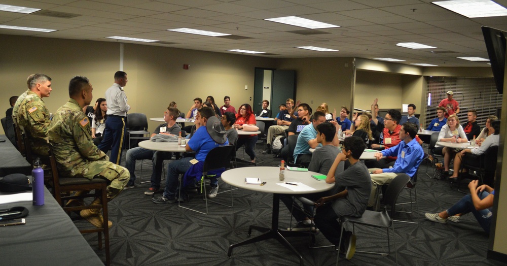 Phoenix recruiting leadership participates in DECA Career Day