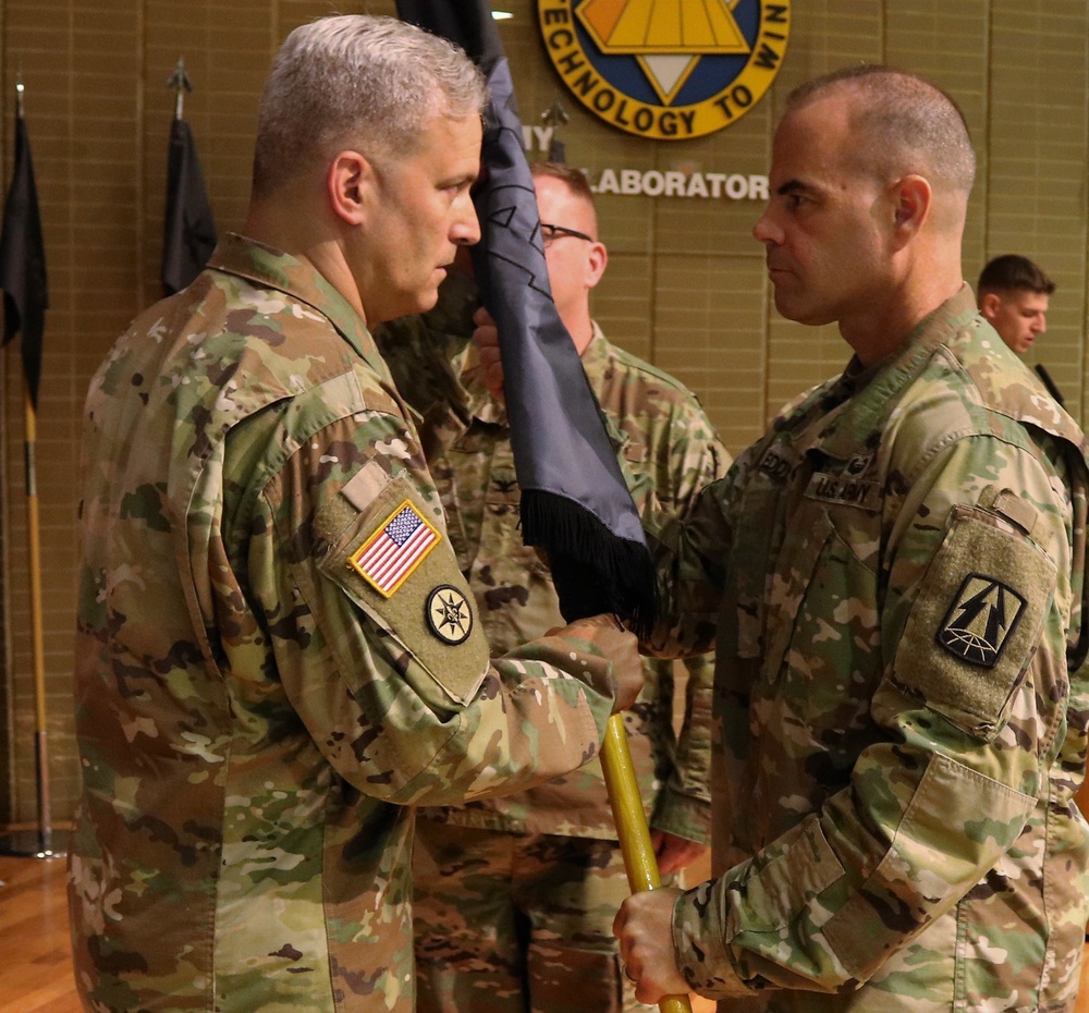 Transitioning Army Reserve cyber unit welcomes new commander