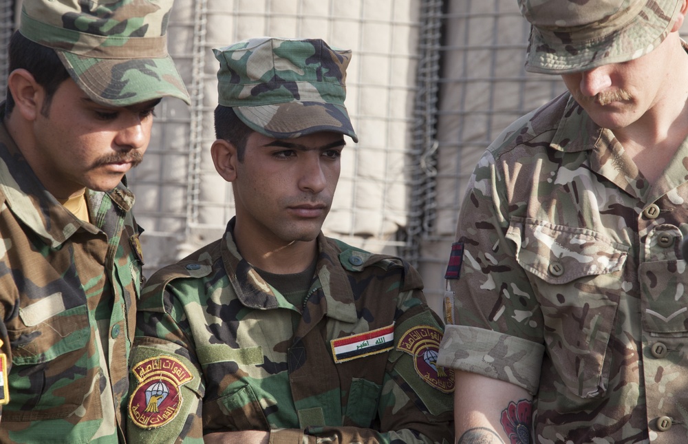 British Soldiers Train Iraqi Security Forces in Explosives Detection