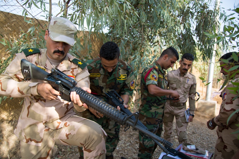 Iraqi Security Forces Train in Weapons Assembly