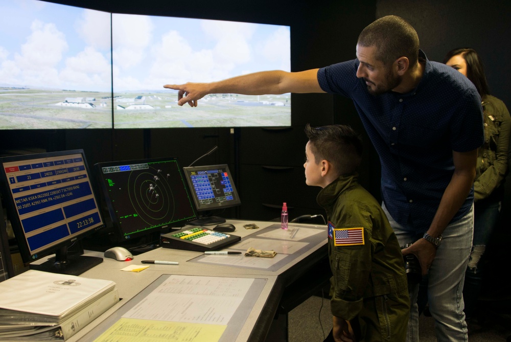 Shriners Hospital patient earns wings for “Pilot for a Day”