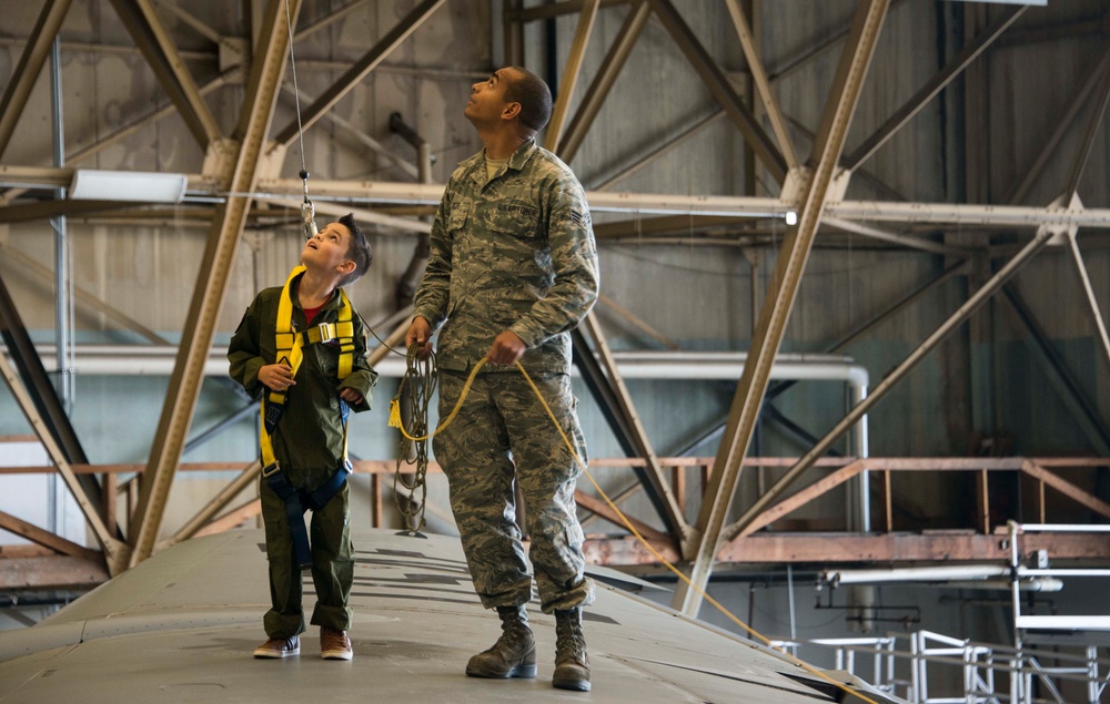 Shriners Hospital patient earns wings for “Pilot for a Day”