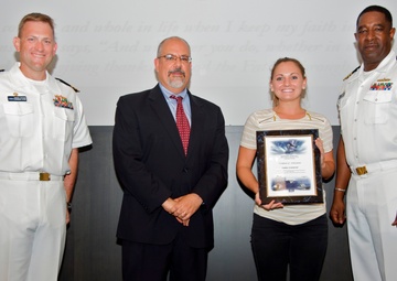 Einstein, Denzel Washington and da Vinci Connections Cited at Navy 2017 Academic Recognition Ceremony