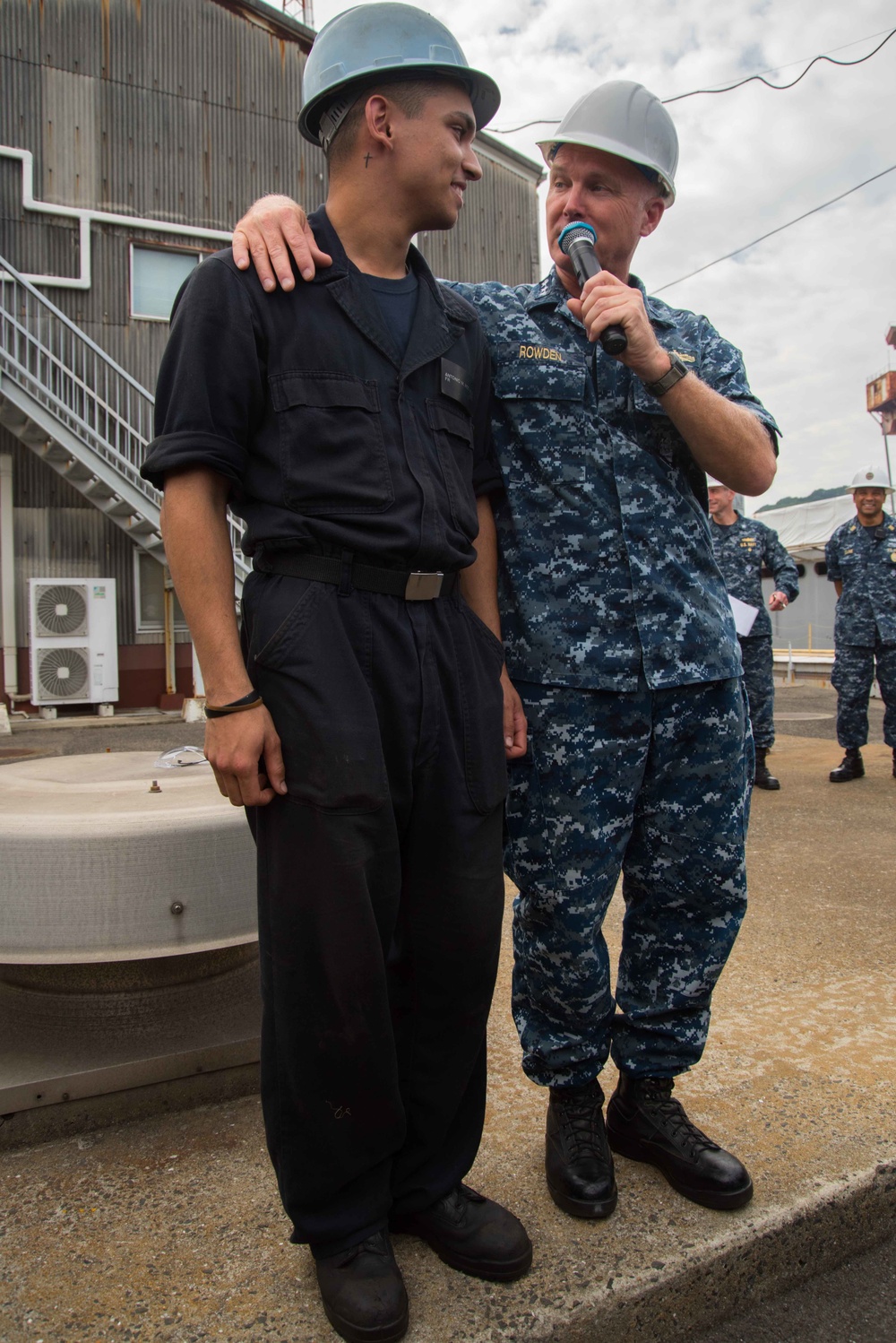 Naval Surface Force Commander visits Sasebo based ships